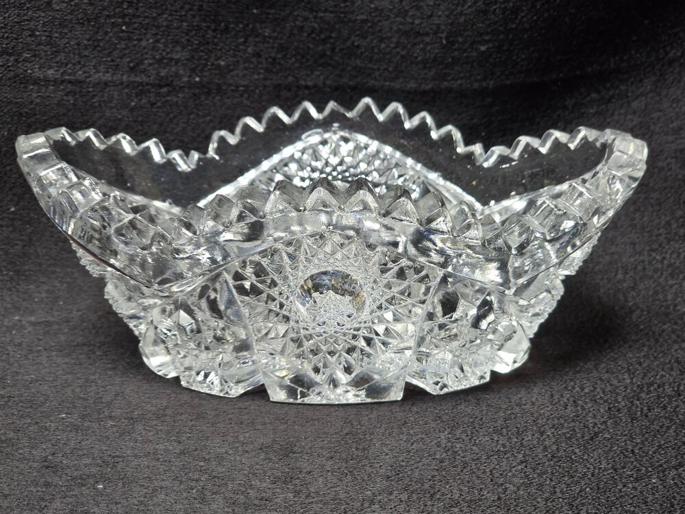 Vintage Imperial Nucut Hobstar & Fan Glass Lead Crystal Oval Dish Sawtooth Edge